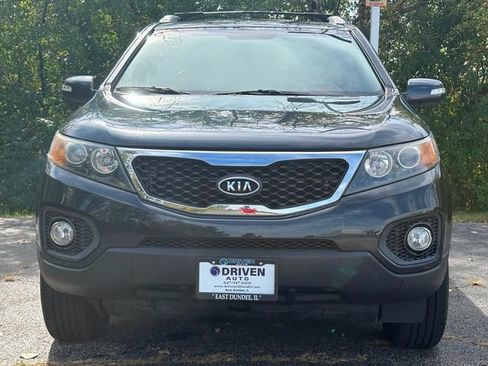 Used 2012 Kia Sorento LX w/ Convenience Pkg image 2