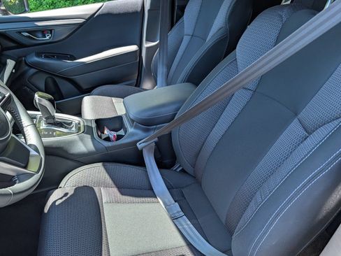Certified 2025 Subaru Outback Premium AWD/4WD image 14