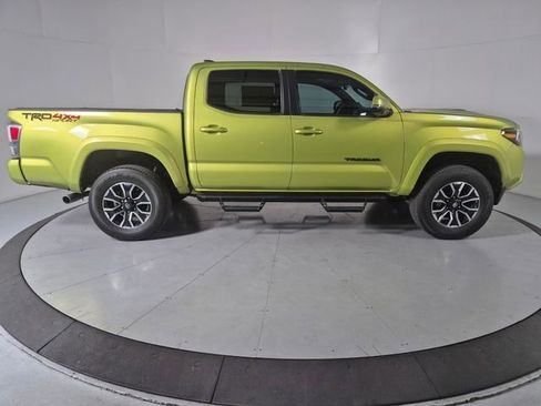 Certified 2023 Toyota Tacoma TRD Sport w/ TRD Premium Sport Package AWD/4WD image 5