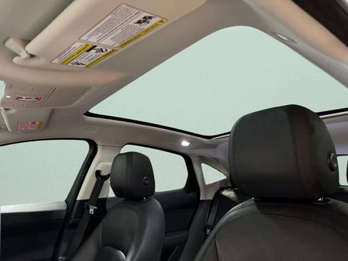 Used 2018 Jaguar E-PACE SE AWD/4WD image 23