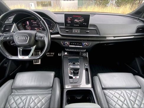 Used 2019 Audi SQ5 Prestige w/ Prestige Package image 15