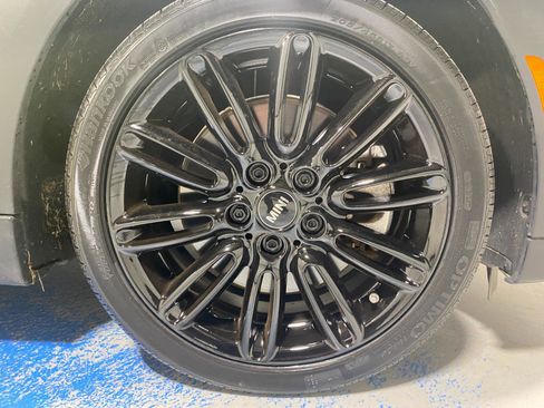 Certified 2023 MINI Cooper S image 29