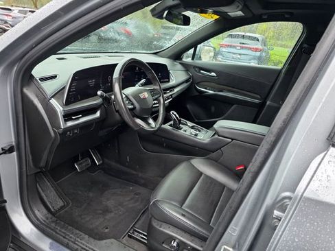 Used 2024 Cadillac XT4 Sport AWD/4WD image 15