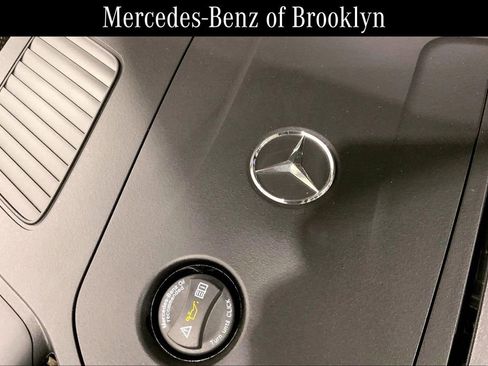 Used 2026 Mercedes-Benz GLC 300 4MATIC image 32