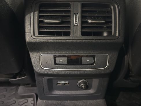 Used 2023 Audi Q5 2.0T Premium Plus w/ Premium Plus Package image 30