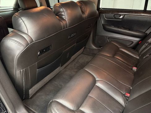 Used 2008 Cadillac DTS Limousine FWD image 51