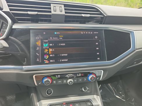 Certified 2023 Audi Q3 2.0T Premium Plus w/ Premium Plus Package image 25