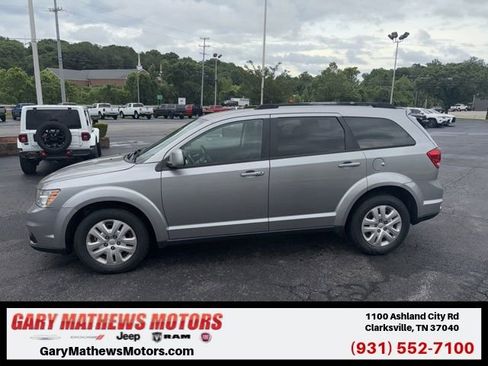 Used 2019 Dodge Journey SE w/ Premium Group FWD image 1