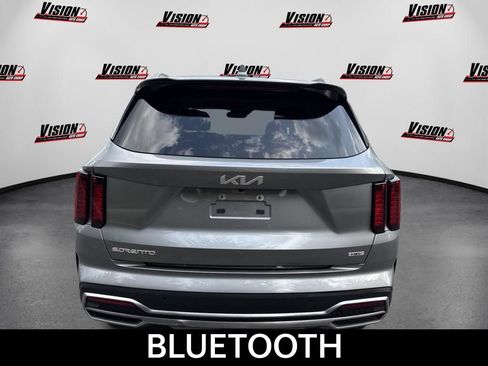 Certified 2023 Kia Sorento EX w/ Panoramic Sunroof Package AWD/4WD image 8
