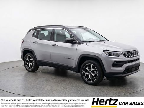 Used 2025 Jeep Compass Limited image 1
