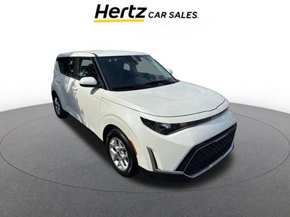 Used 2025 Kia Soul LX w/ LX Technology Package