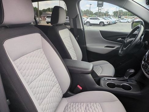 Used 2019 Chevrolet Equinox LT FWD image 31