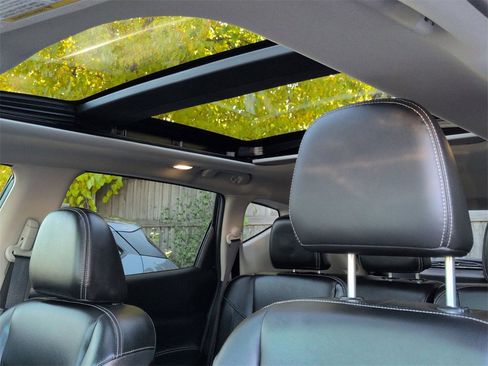 Used 2024 Nissan Murano SL image 15