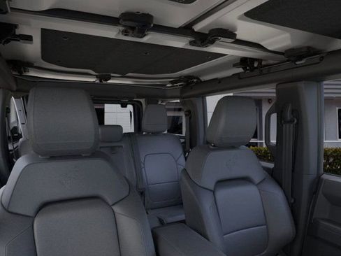 New 2026 Ford Bronco Badlands image 12