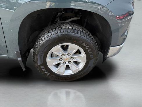 Used 2025 Chevrolet Silverado 1500 LT AWD/4WD image 26