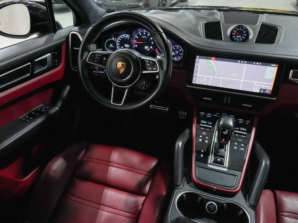 Used 2021 Porsche Cayenne GTS AWD/4WD image 11