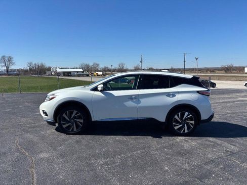 Used 2016 Nissan Murano Platinum w/ Platinum Technology Package AWD/4WD image 2