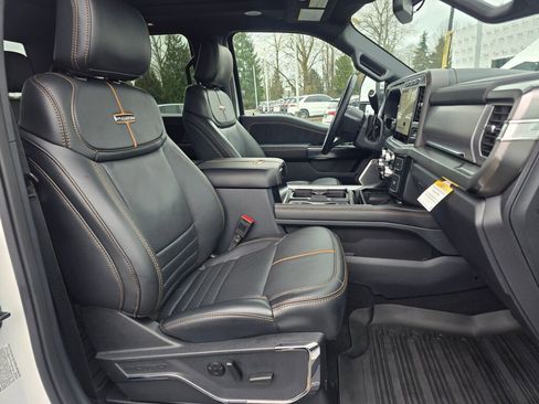 Used 2024 Ford F350 Platinum image 26