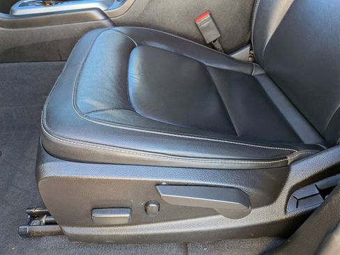 Used 2021 Chevrolet Colorado ZR2 w/ ZR2 Midnight Special Edition image 22