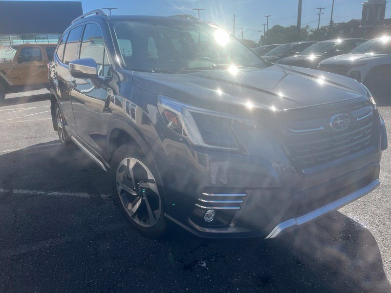 Used 2022 Subaru Forester Touring w/ Popular Package #3 AWD/4WD image 3