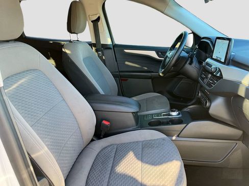Used 2022 Ford Escape SE w/ SE Sport Appearance Package FWD image 27