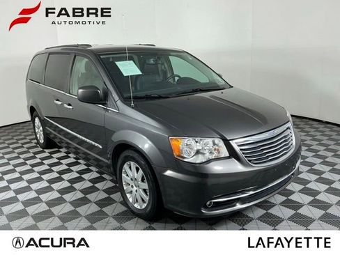 Used 2015 Chrysler Town & Country Touring w/ Driver Convenience Group FWD image 1