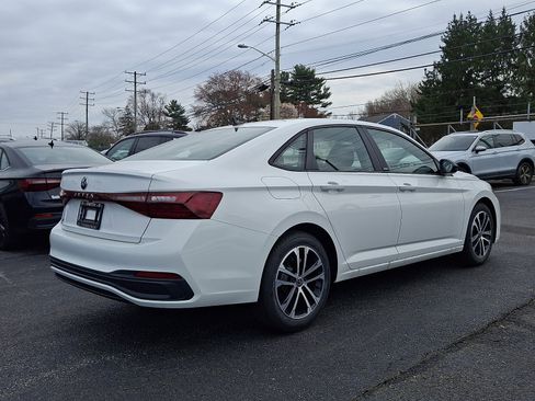 New 2026 Volkswagen Jetta Sport FWD image 4