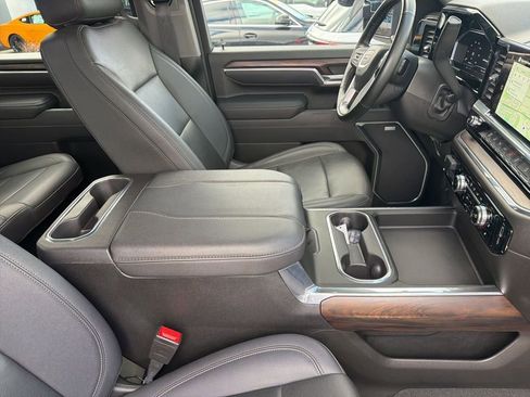 Used 2025 GMC Sierra 2500 SLT AWD/4WD image 37