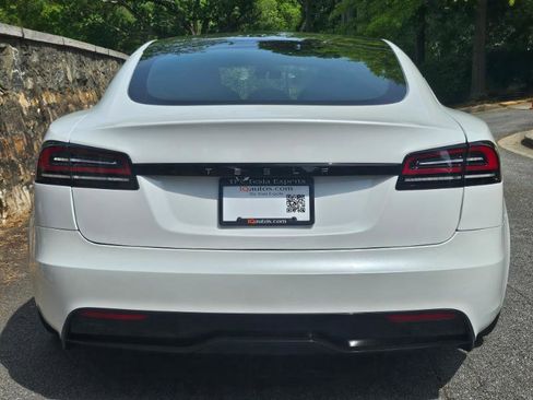 Used 2023 Tesla Model S AWD image 9