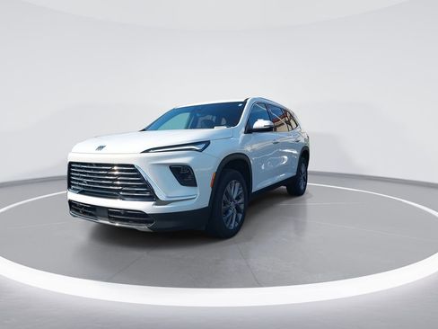 New 2026 Buick Enclave Preferred w/ Power Package image 4