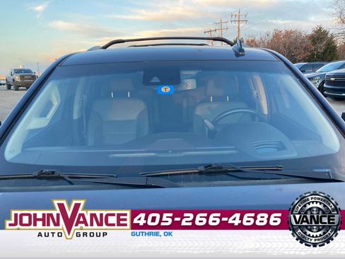 Used 2019 GMC Yukon Denali w/ Denali Ultimate Package image 15