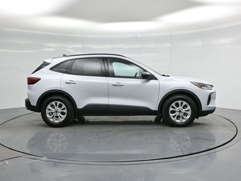 Certified 2025 Ford Escape Active image 24