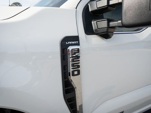 New 2026 Ford F250 Lariat w/ Lariat Ultimate Package AWD/4WD image 13