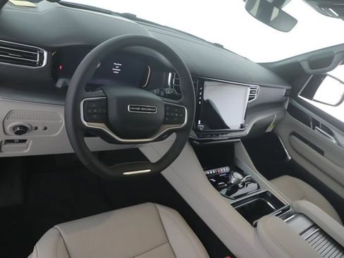 New 2026 Jeep Grand Wagoneer L Limited AWD/4WD image 18