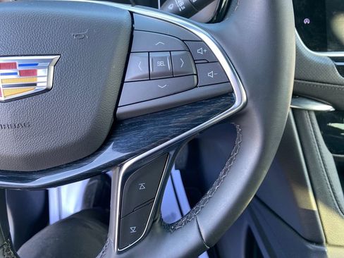 Used 2025 Cadillac XT5 Premium Luxury FWD image 27