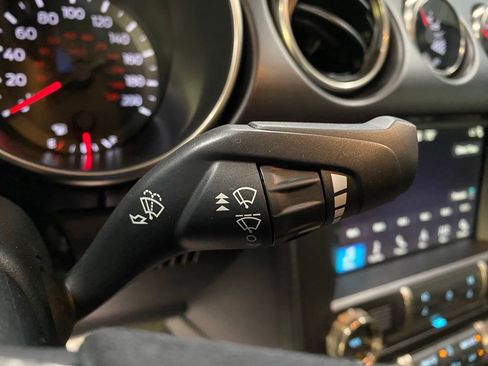 Used 2018 Ford Mustang Shelby GT350 w/ Convenience Package image 21