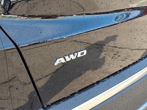 New 2026 Cadillac XT5 Premium Luxury image 8