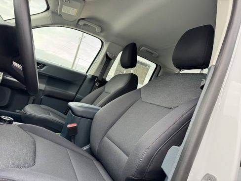 New 2025 Ford Maverick XL w/ Equipment Group 101A image 8