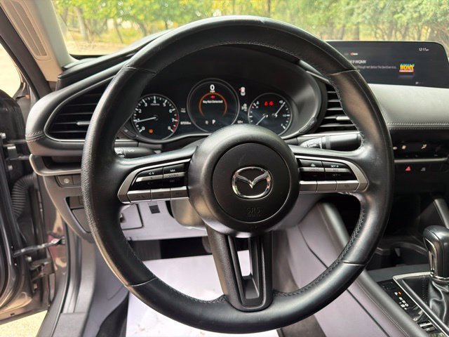 Used 2020 MAZDA MAZDA3 Sedan w/ Select Package FWD image 12