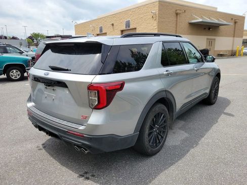 Used 2020 Ford Explorer ST AWD/4WD image 2