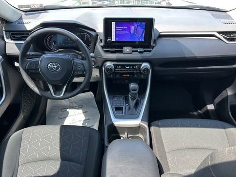 Used 2024 Toyota RAV4 XLE w/ Convenience Package AWD/4WD image 14