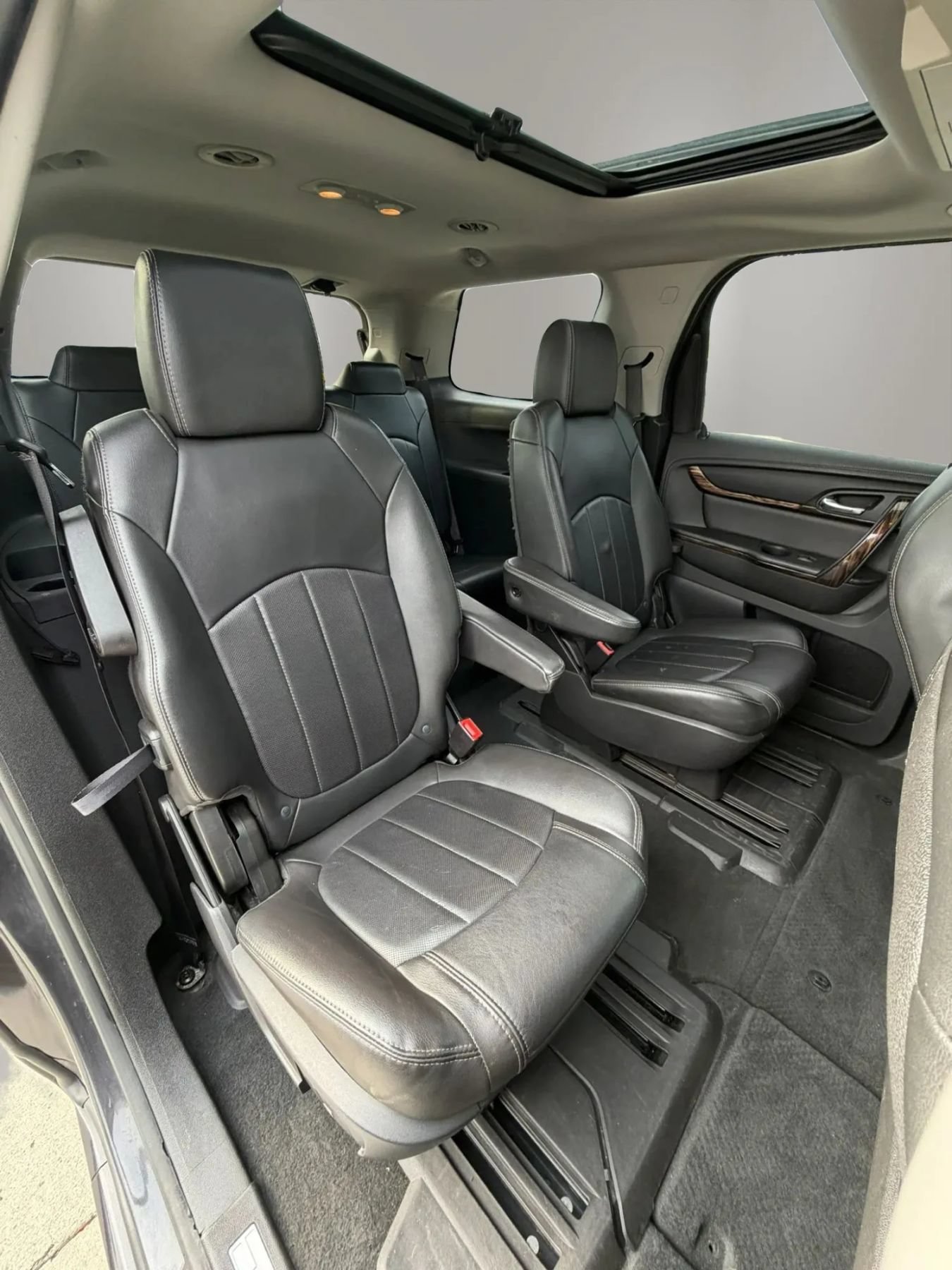 Used 2016 GMC Acadia Denali AWD/4WD image 10