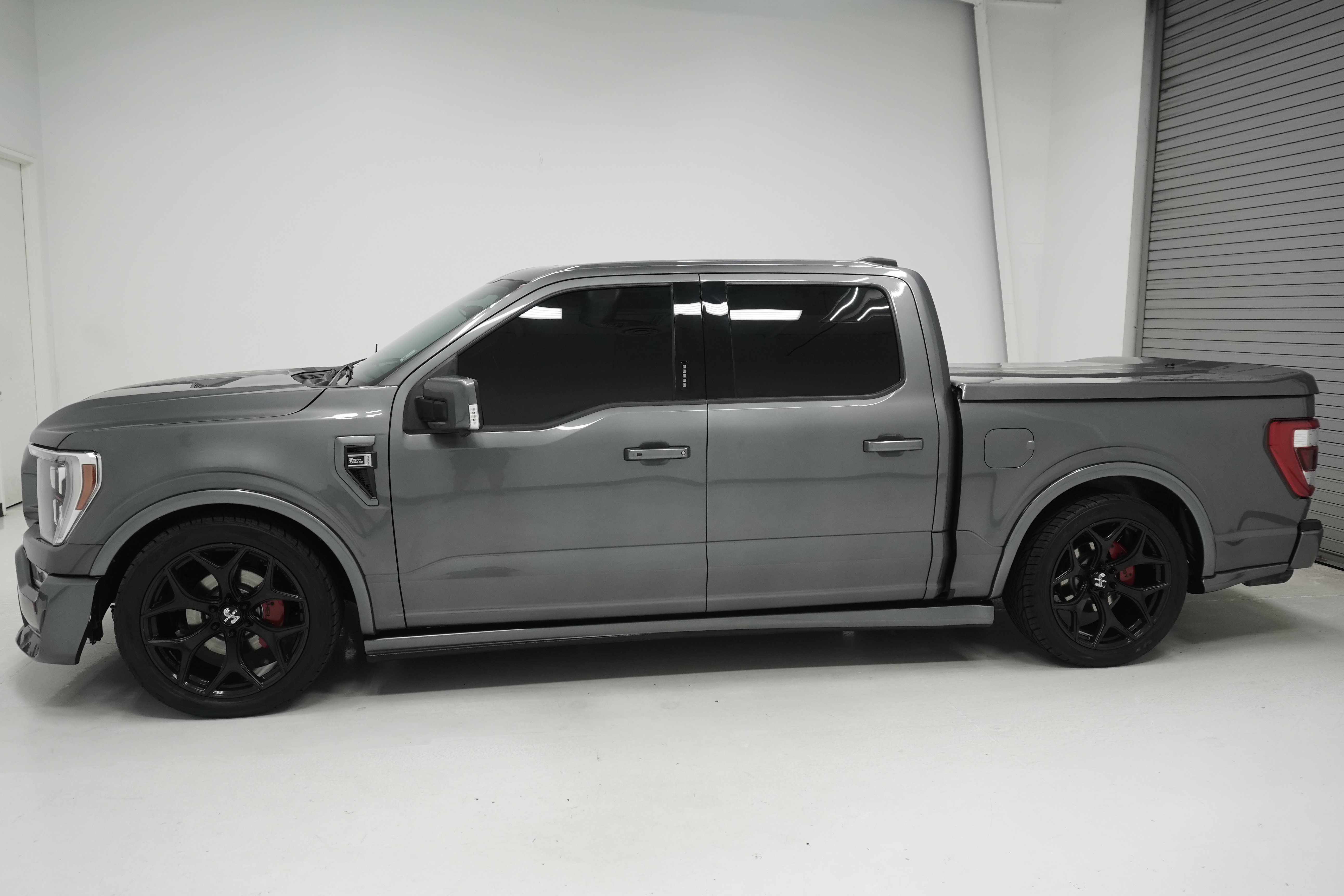 Used 2021 Ford F150 Lariat w/ Equipment Group 502A High AWD/4WD image 6