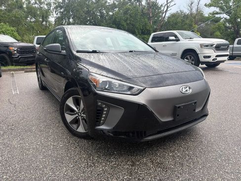 Used 2019 Hyundai Ioniq Electric FWD image 5