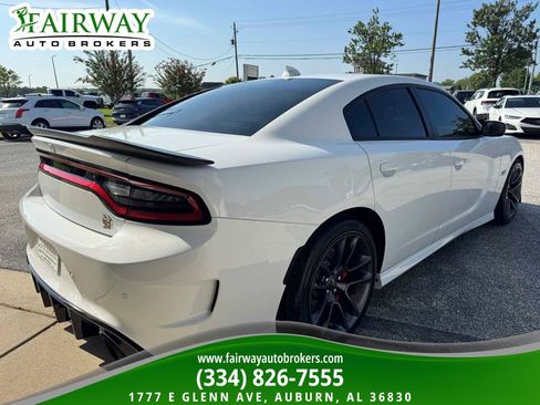 Used 2022 Dodge Charger Scat Pack w/ Plus Group RWD image 6