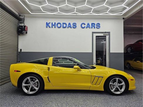 Used 2010 Chevrolet Corvette Grand Sport w/ Preferred Equipment Group RWD image 5