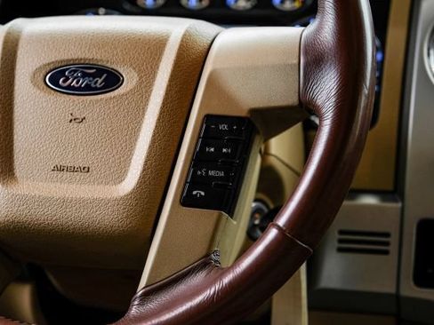 Used 2014 Ford F150 King Ranch w/ King Ranch Luxury Package AWD/4WD image 22