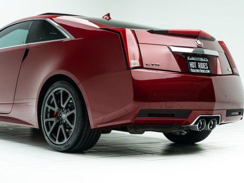 Used 2013 Cadillac CTS V RWD image 20