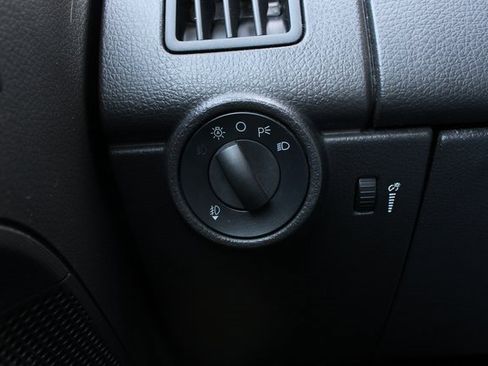 Used 2009 Ford Edge Limited image 14