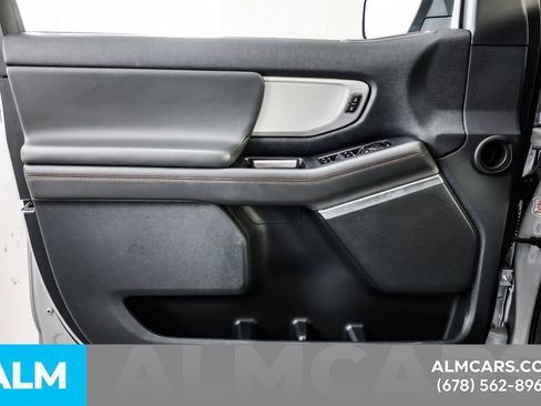 Used 2025 Ford Expedition Max Active AWD/4WD image 53